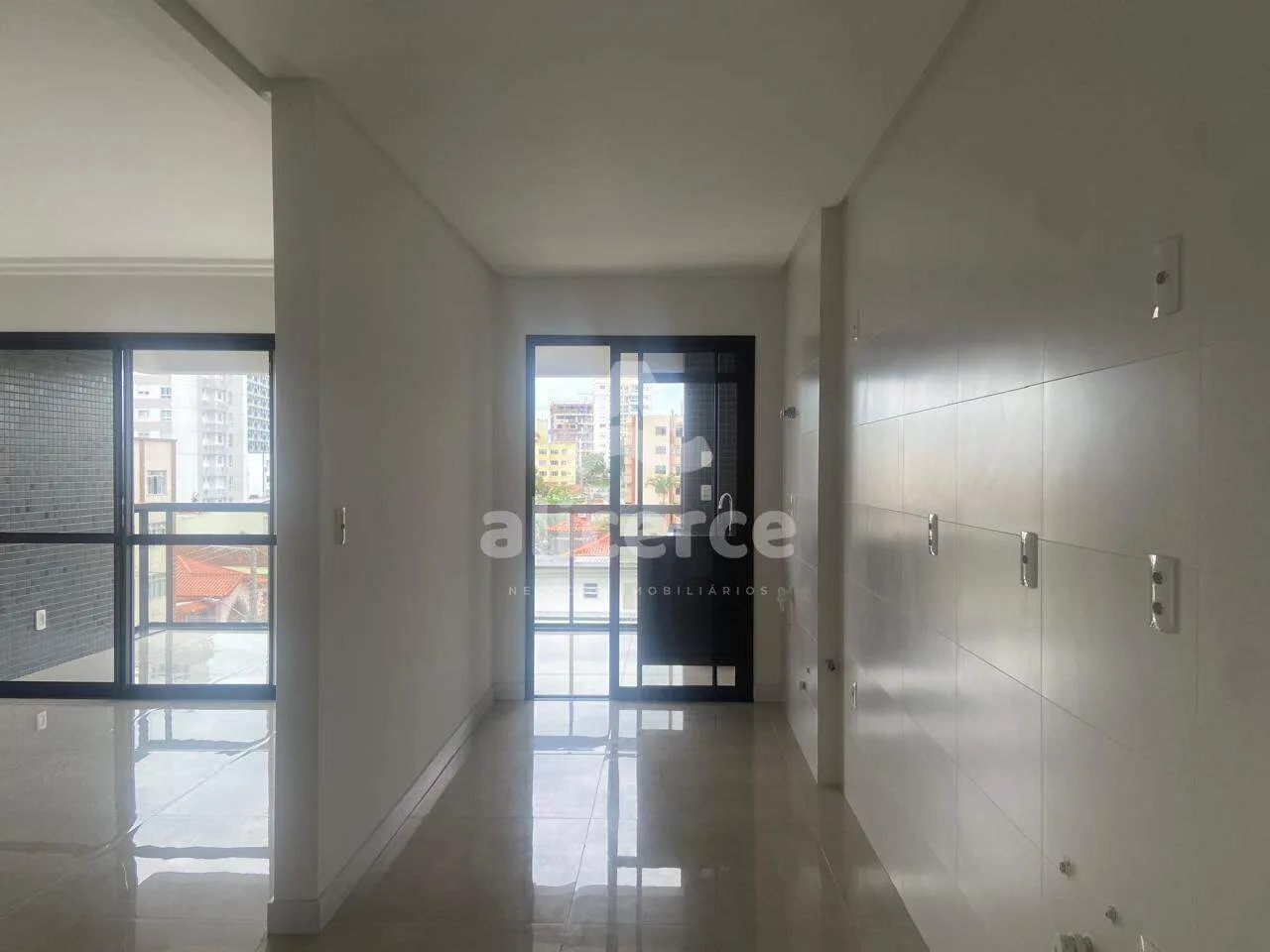 Imagem Apartamento com 03 dormitorio e 03 suítes + lavado, Condições Super Especiai!!!