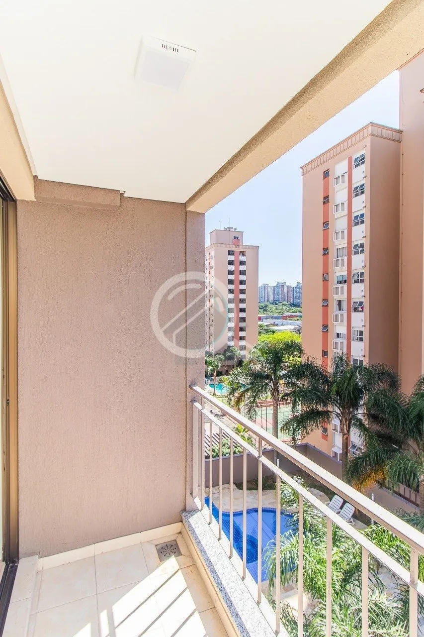Imagem Apartamento semimobiliado com 61m², 2 dormitórios sendo 1 suíte, 1 vaga! Living para 2 ambientes ...