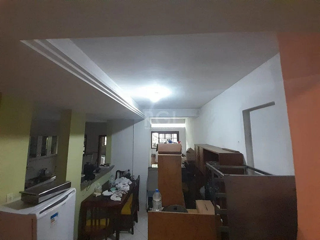 Imagem Casa para Venda com 3 dormitórios, sendo 1 suites e 3 vagas no bairro Ipanema