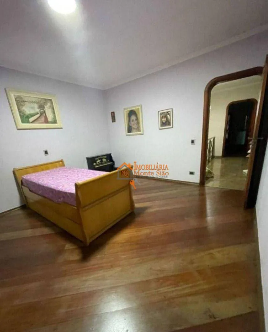 Imagem Casa com 3 dormitórios à venda, 380 m² por R$ 2.873.000,00 - Vila Rosália - Guarulhos/SP
