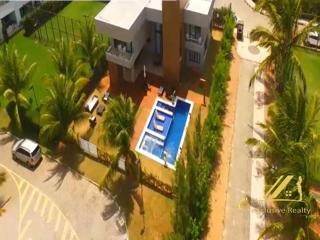Foto do imóvel Casa RESIDENCIAL em Camaçari - Bahia, Guarajuba (Monte Gordo)