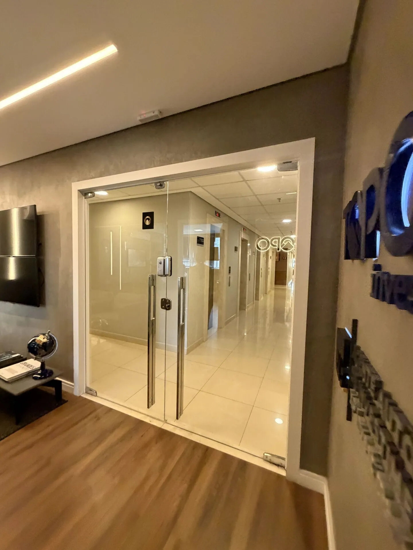 Imagem Sala comercial à venda no bairro Funcionários - Belo Horizonte/MG