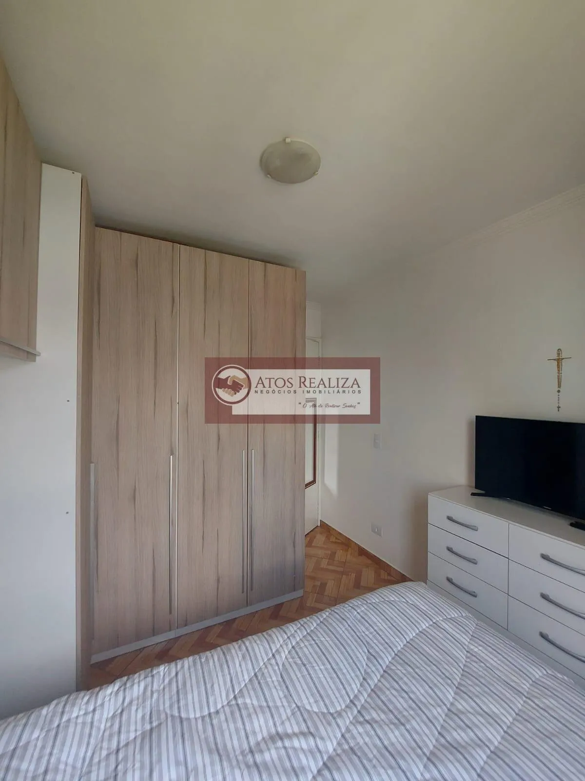 Imagem Novidade a venda no Jardim Sônia Zona Sul de São Paulo Vendo Apartamento de 2 Dormitórios, vaga de garagem coberta, Móveis planejados, portaria 24h. Valor especial R$ 305 Mil agende uma visita e confira.