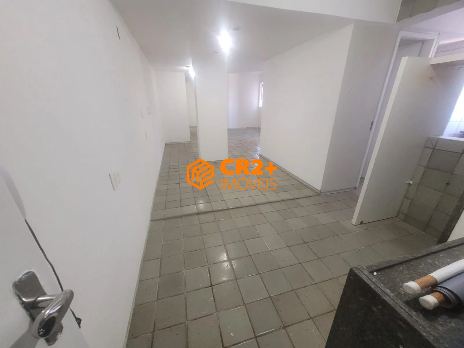 Imagem Vendo apartamento na Avenida Boa Viagem, 03 quartos, 01 suíte, em Boa Viagem- 98
