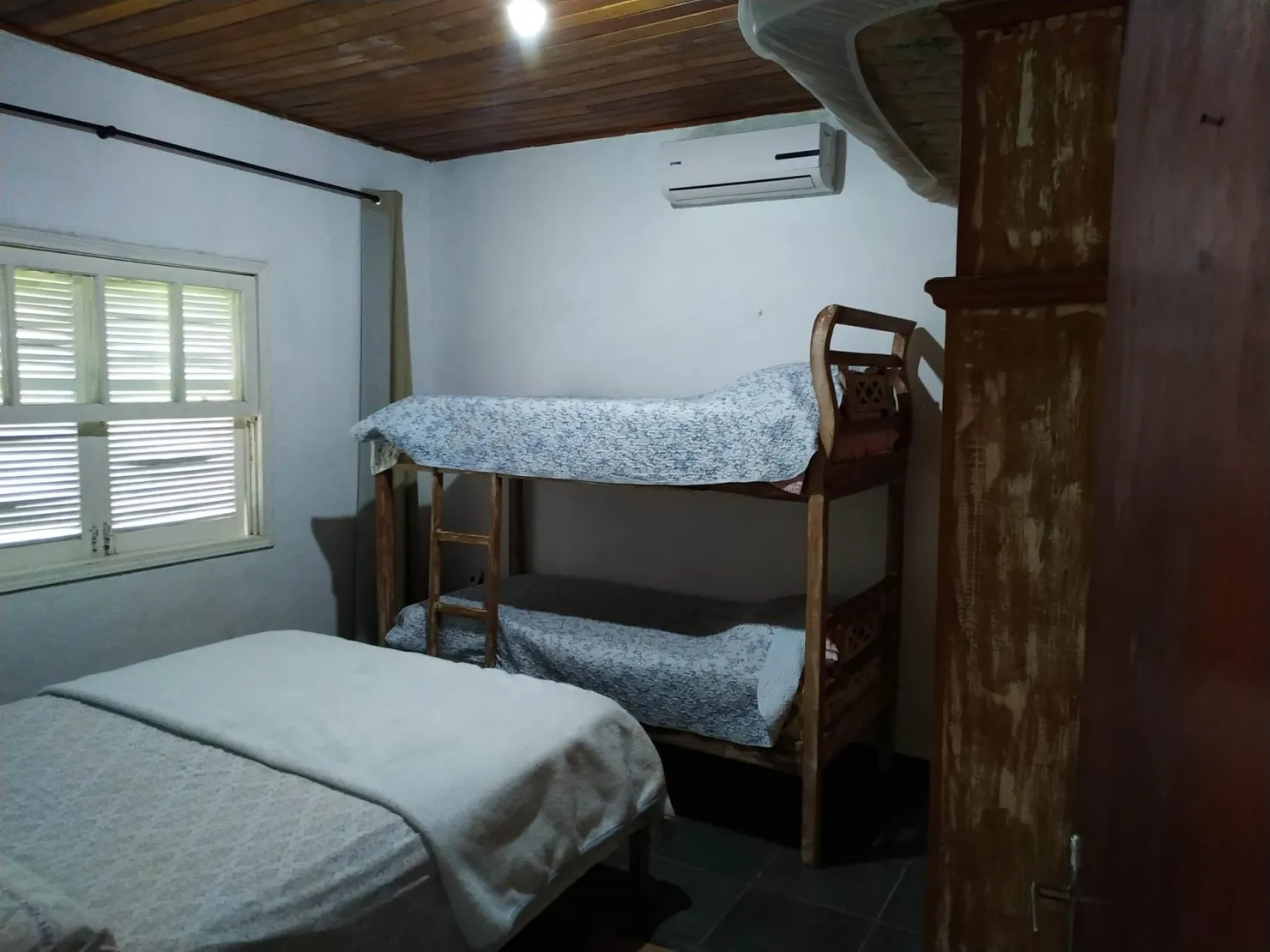 Foto do imóvel Chácara à venda 3 Quartos, 1 Suite, 108000M², Zona Rural, São José dos Campos - SP