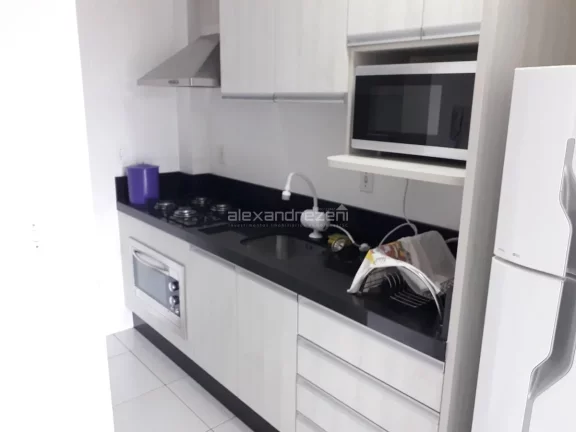 Imagem Apartamento 2 dormitórios próximo ao mar