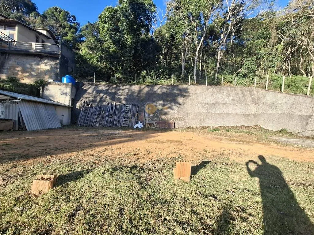 Imagem Terreno em Condomínio para Venda em Teresópolis / RJ no bairro Green Valley