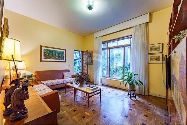 Imagem CASA ICÔNICA NO PACAEMBU – ARQUITETURA E CHARME ATEMPORAL!