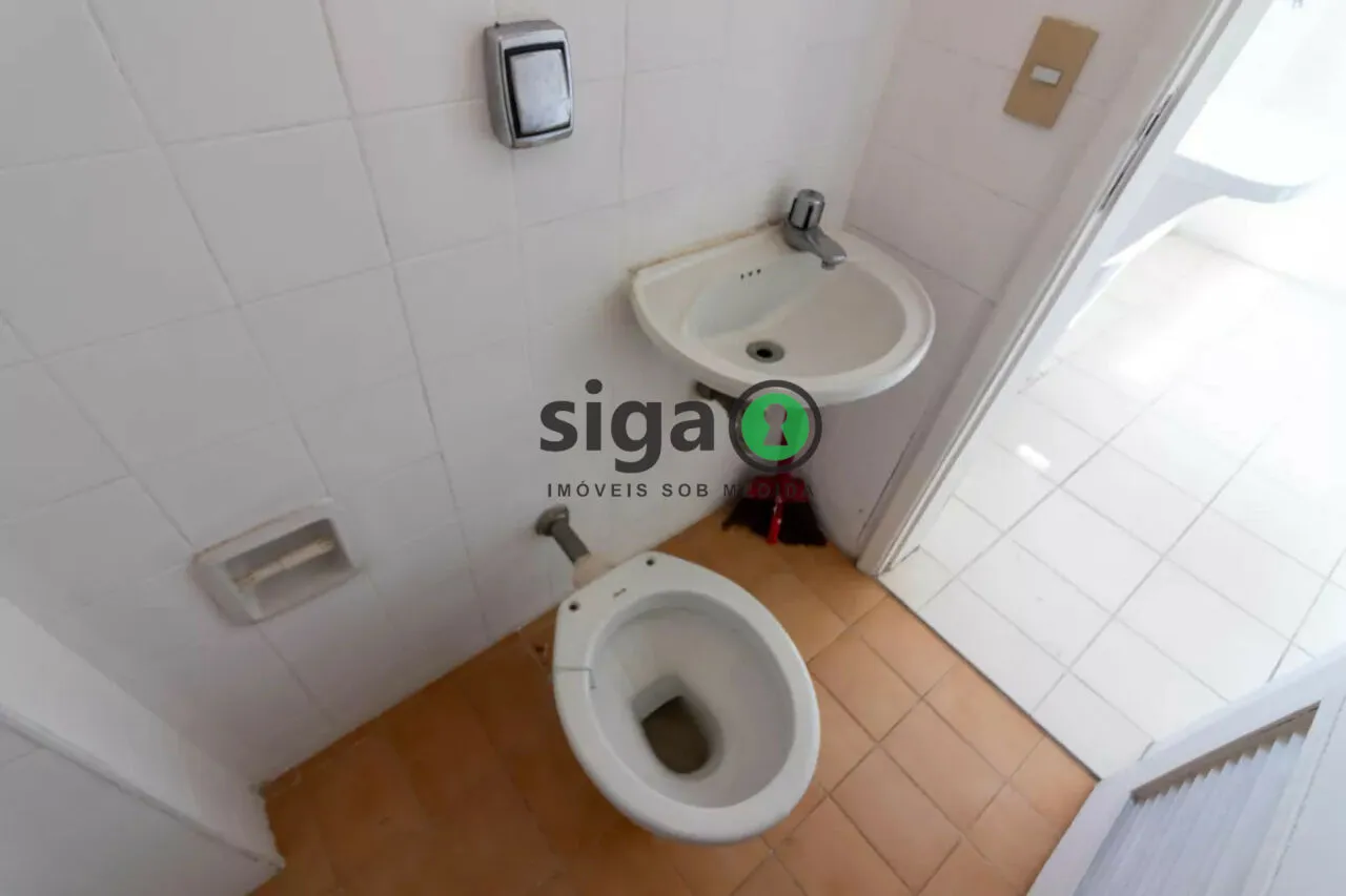 Imagem Cobertura em Moema com Piscina Privativa, Sauna e 3 Vagas Determinadas.