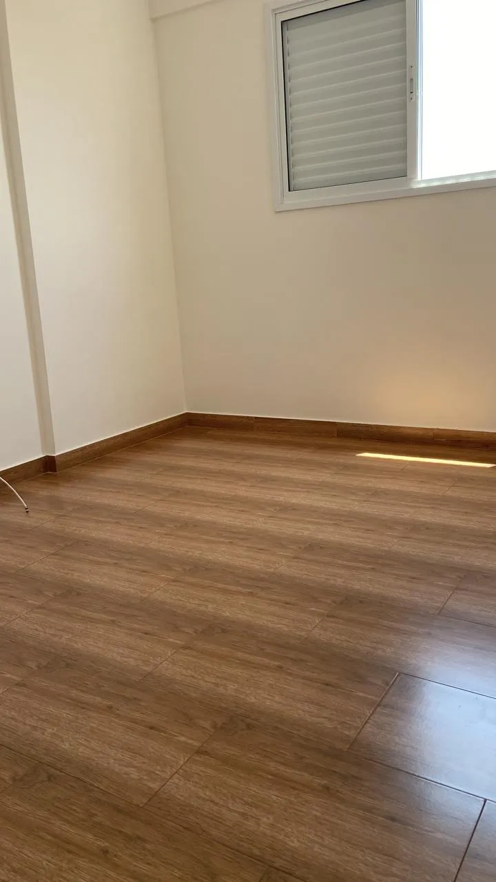 Imagem Apartamento Elegante no Edifício Nena Moncayo - 2 Dormitórios, Suíte e Vista Deslumbrante