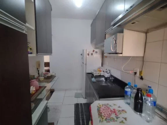 Imagem Apartamento com 2 dormitórios à venda, 54 m por R$ 248.000,00 - Condomínio Terras de Vera Cruz - Sorocaba/SP