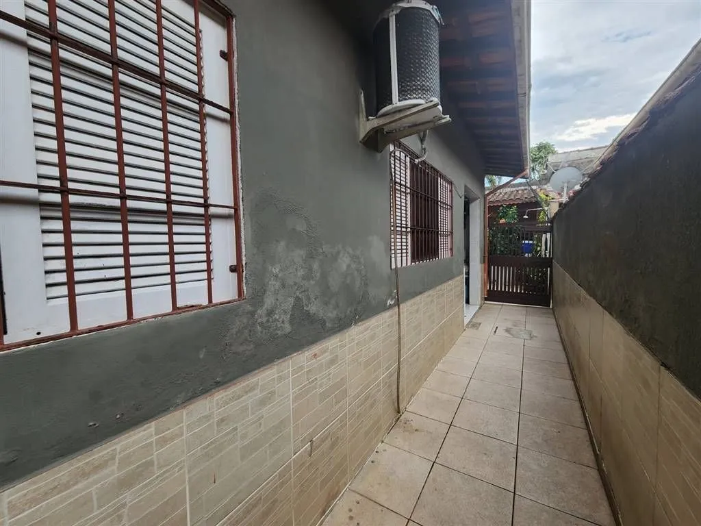Imagem Casa à Venda em Caiçara, Praia Grande - SP