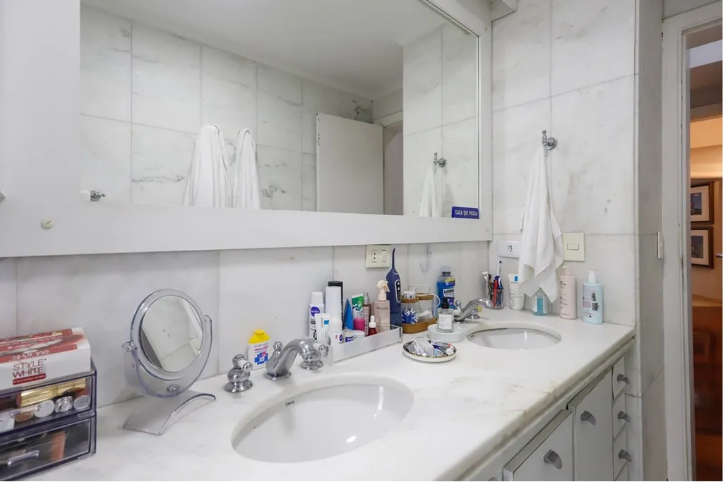 Imagem Apartamento à venda em São Paulo, Higienópolis, com 3 quartos, 130m2
