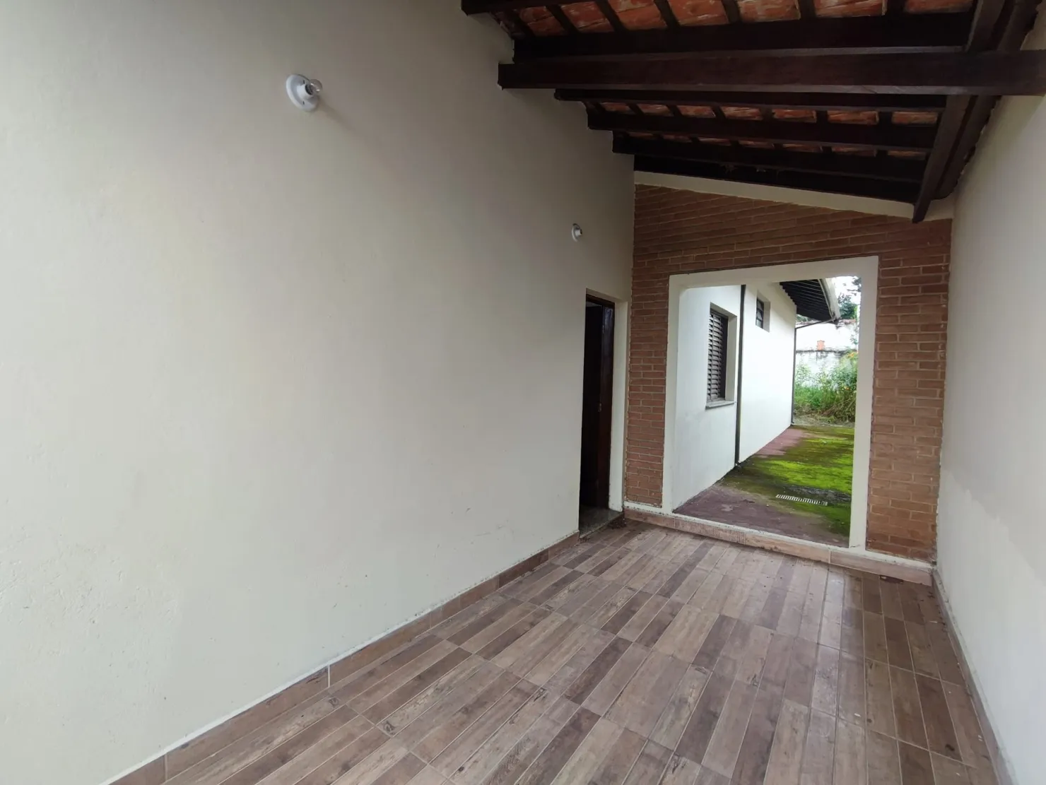 Imagem Casa à venda 3 Quartos, 1 Suite, 2 Vagas, 250M², Vila Rica, Pindamonhangaba - SP