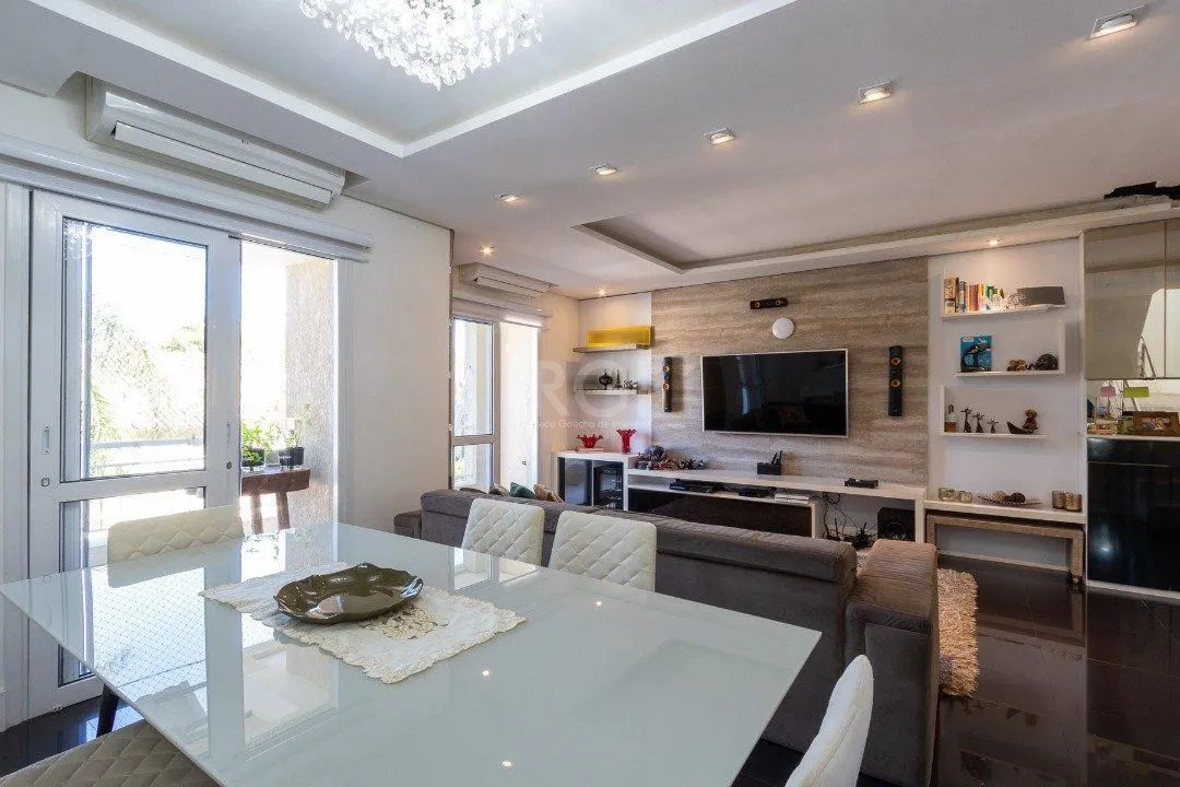 Imagem Casa Condominio para Venda - 245.29m², 3 dormitórios, sendo 1 suites, 2 vagas - Pedra Redonda