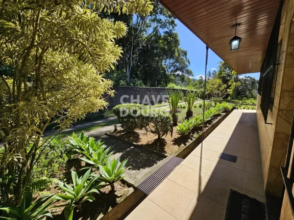 Imagem Viva o Luxo com Vistas Deslumbrantes: Propriedade Única de 733m² em Teresópolis