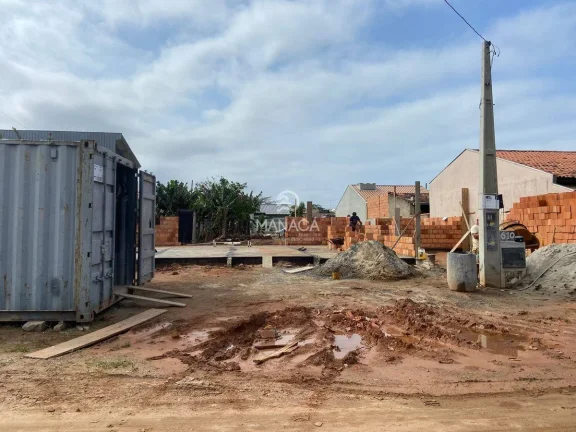 Imagem Casa Geminada com 2 quartos à Venda, Quinta dos Açorianos - Barra Velha