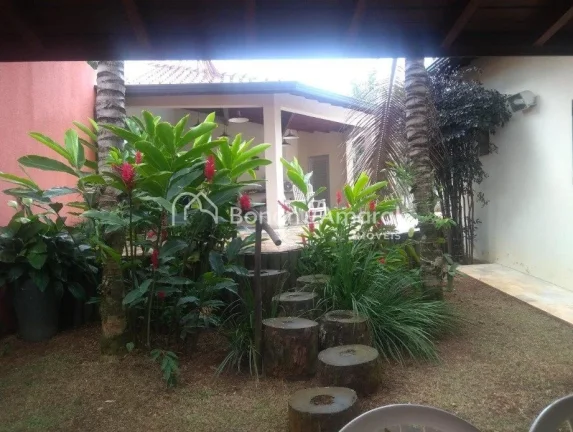 Imagem Casa à venda no Condomínio Oruam em Valinhos , térrea , contendo apenas escada para acessar a cas...