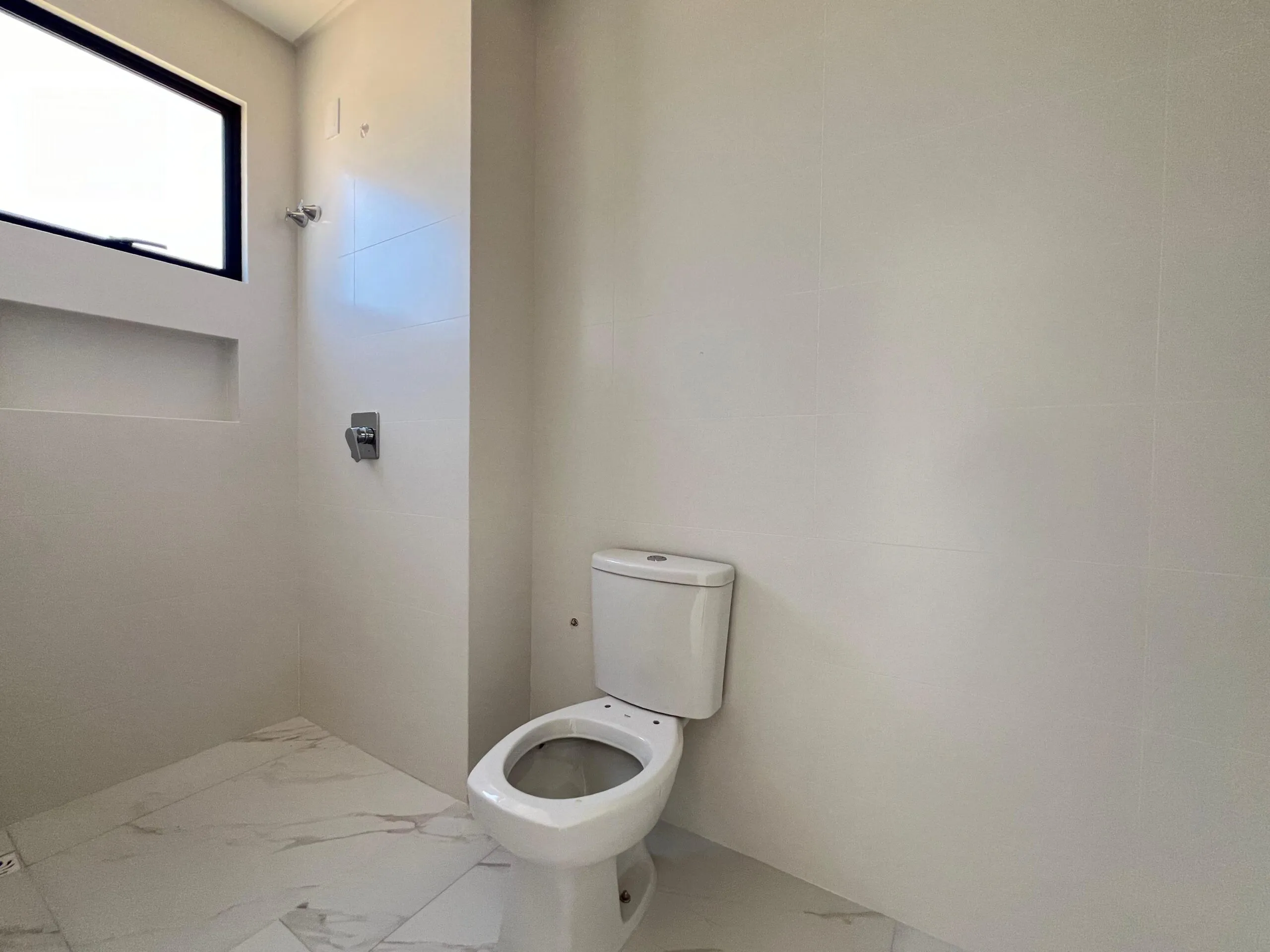 Imagem Apartamento com vista para o mar à venda com 129.31m2 por R$ 1.950.000,00