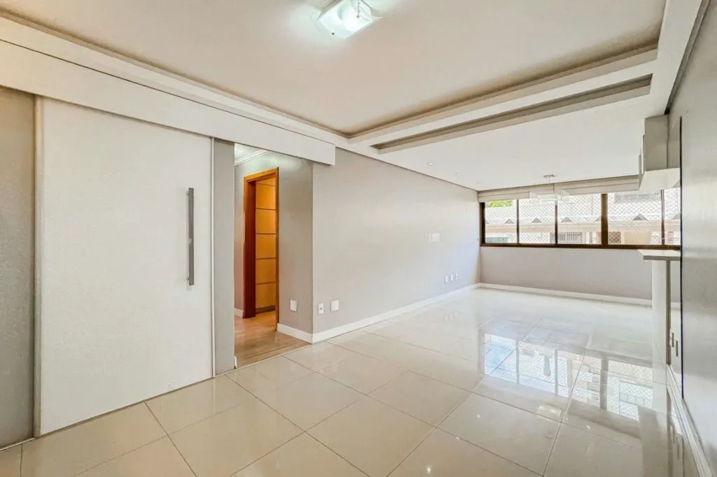 Imagem Apartamento 3 Dorm com Suíte e 2 Vagas no Cristo Redentor
