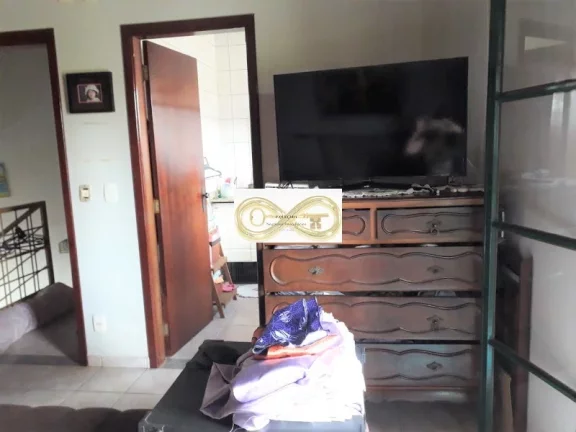 Imagem CASA A VENDA PRÓXIMO AO CENTRO MÉDICO E HOSPITAL BOLDRINI