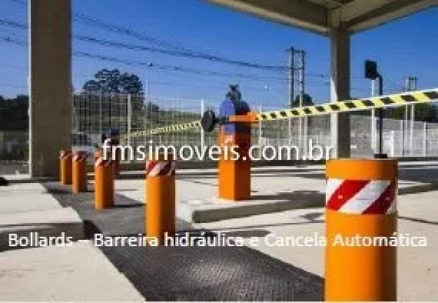 Imagem Galpões para locação com 1.478m² de armazenamento no Embu das Artes/SP.