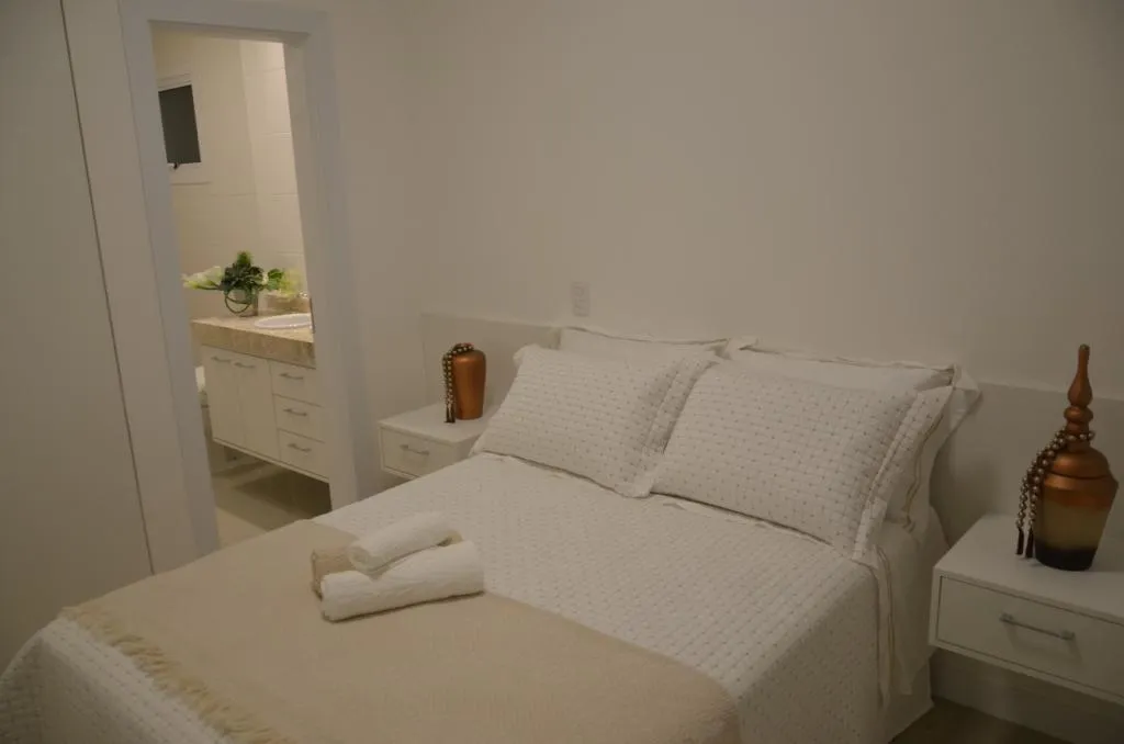Imagem Apartamento 4 Dormitórios - Bairro Navegantes