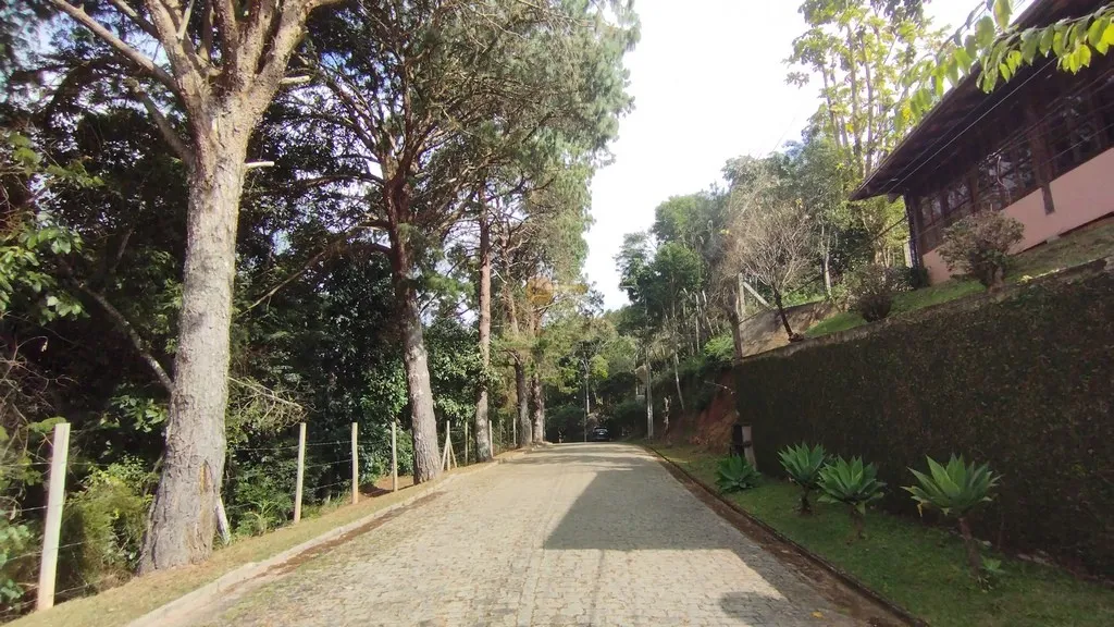 Imagem Terreno em Condomínio para Venda em Teresópolis / RJ no bairro Green Valley
