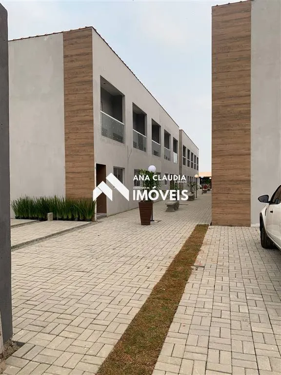 Imagem O Condomínio Vila Marques é composto por 20 sobrados de 74m²