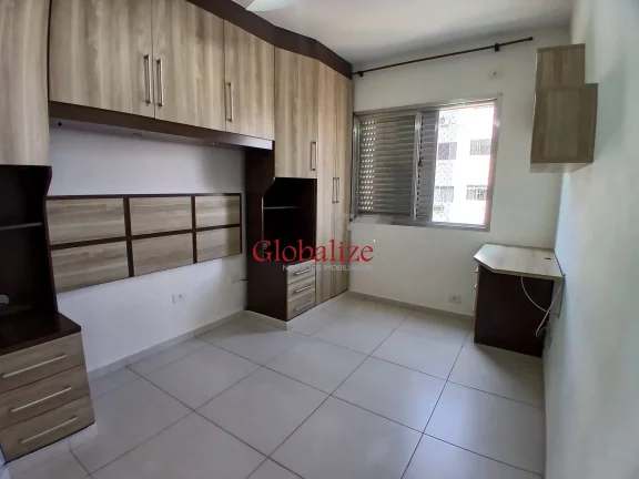 Imagem Apartamento 02 dormitórios dependência de empregada vaga de garagem elevador no Campo Grande - Santos R$ 585.000,00