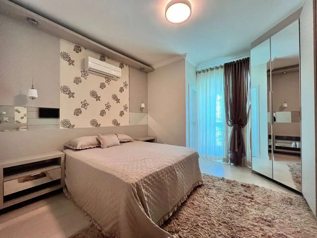 Imagem Apartamento à venda com 194m2 por R$ 2.950.000,00