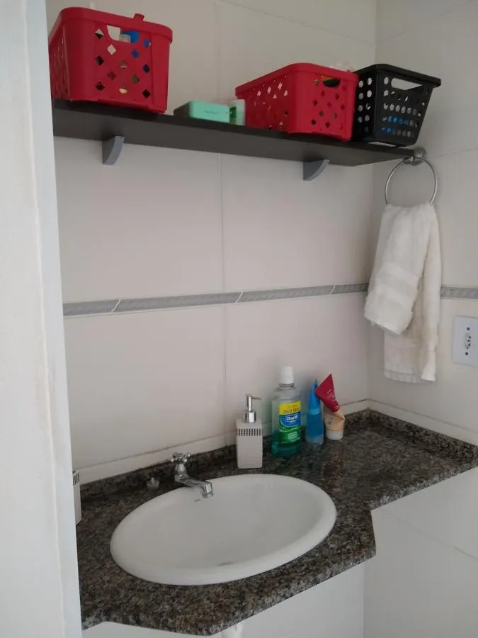 Imagem Casa para Venda em Pelotas, Fragata, 2 dormitórios, 1 banheiro, 1 vaga
