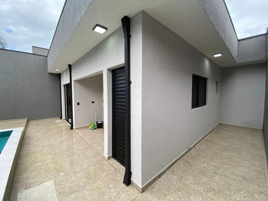 Imagem CASA NOVA COM PISCINA E ACEITA FINANCIAMENTO BANCÁRIO NO JARDIM DAS PALMEIRAS EM ITANHAÉM