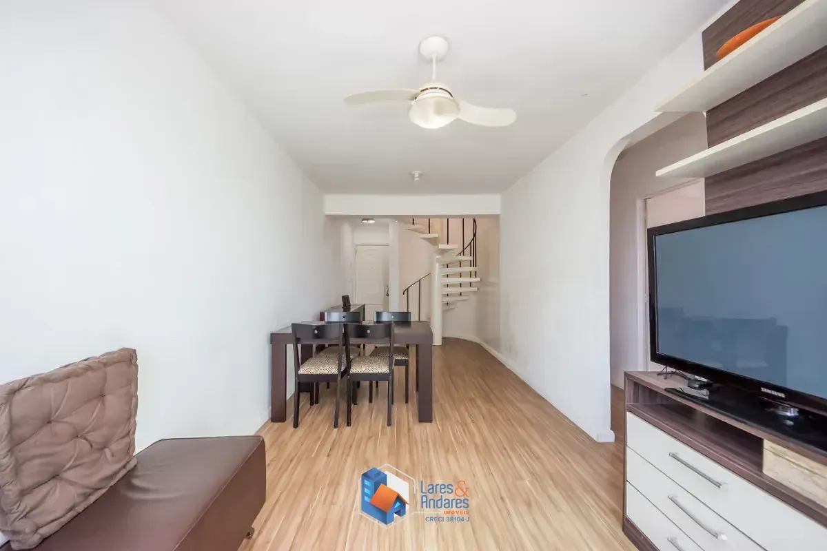 Foto do imóvel Cobertura para venda em Vila Guarani com 3 quartos, 140m² em Rua Soares de Avellar