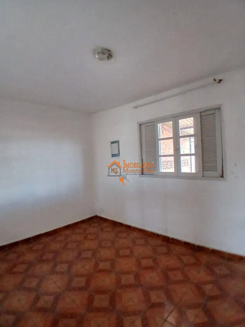 Imagem Casa com 3 dormitórios à venda, 250 m² por R$ 863.000,00 - Vila Barros - Guarulhos/SP