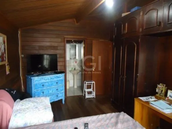 Imagem Casa para Venda - 110m², 3 dormitórios, sendo 1 suites, 3 vagas - Nonoai
