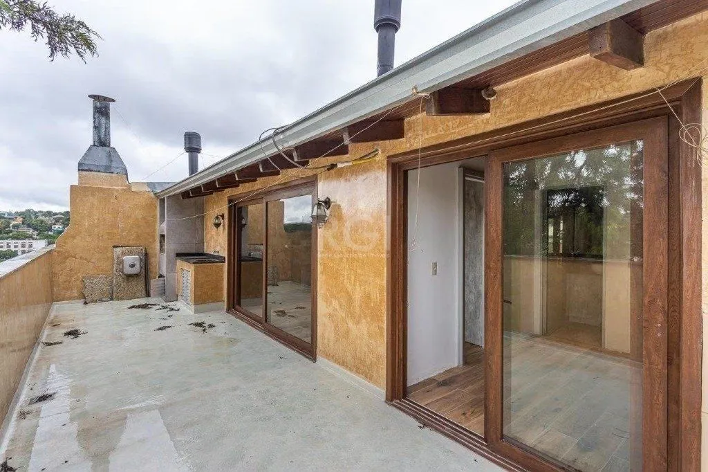 Imagem Cobertura de 140m² - 3 dormitórios, 2 banheiros, terraço com churrasqueira e 1 vaga de garagem no Bom Jesus