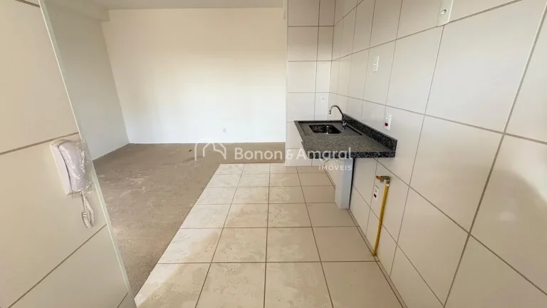 Imagem Apartamento recém entregue pela construtora em andar alto, com 2 vagas de garagem cobertas, oferece...