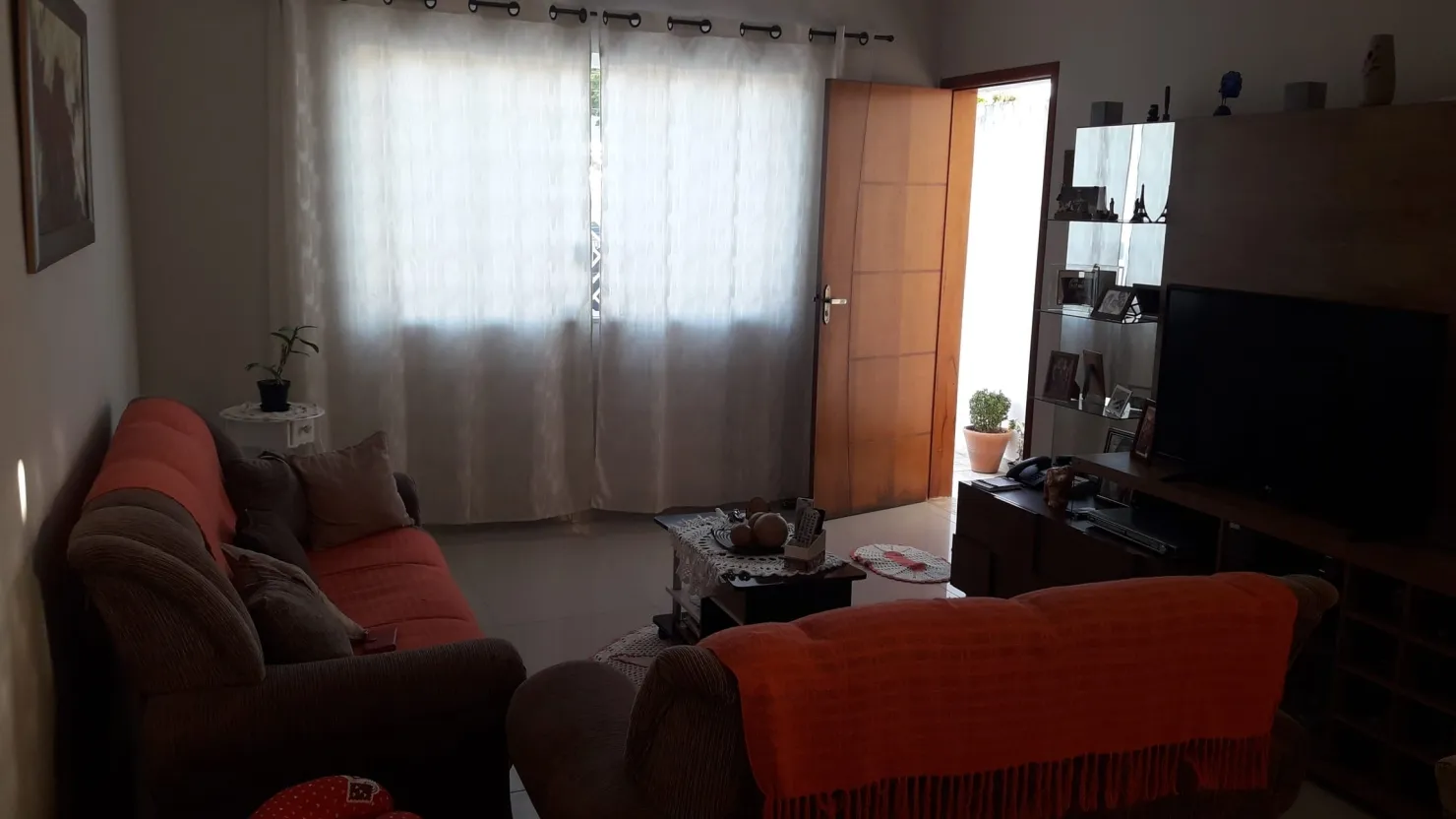 Imagem Casa à venda 3 Quartos, 1 Suite, 2 Vagas, 125M², Vila Rica, Pindamonhangaba - SP