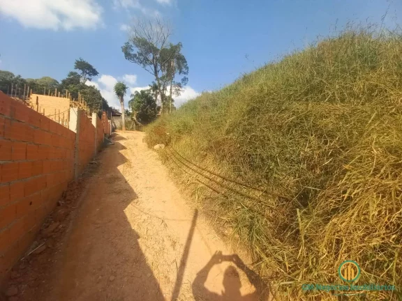 Imagem Terreno em aclive com platô 520m2 otimo condominio Reserva do Moinho