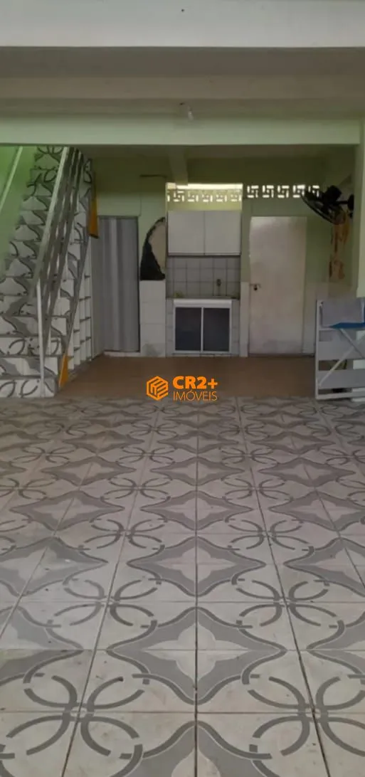 Imagem Vendo casa 05 quartos, 03 suites, 3 vagas de garagem, 490m2 em Candeias.