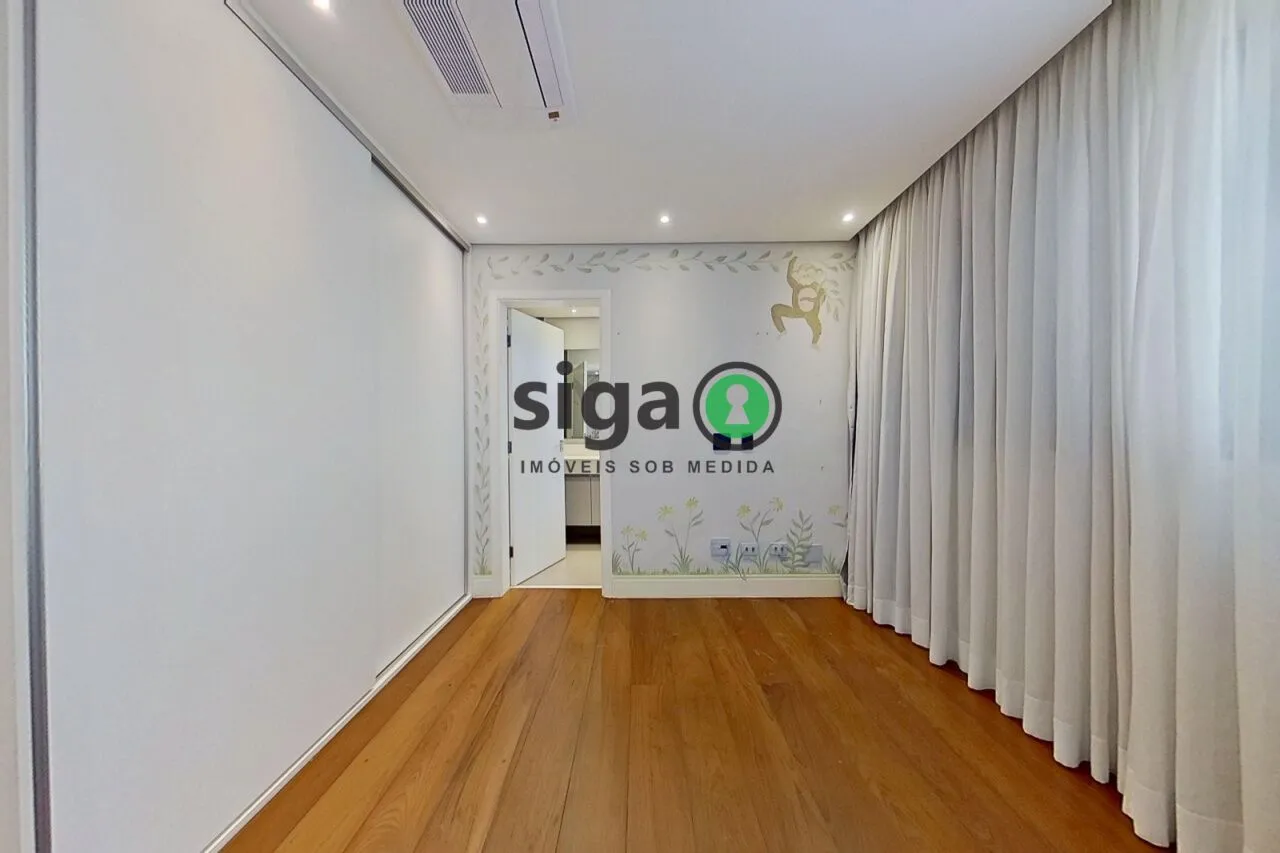 Imagem Apartamento à venda em Moema Índios - 213m², 3 dormitórios sendo 2 suítes, 4 vagas, reformado