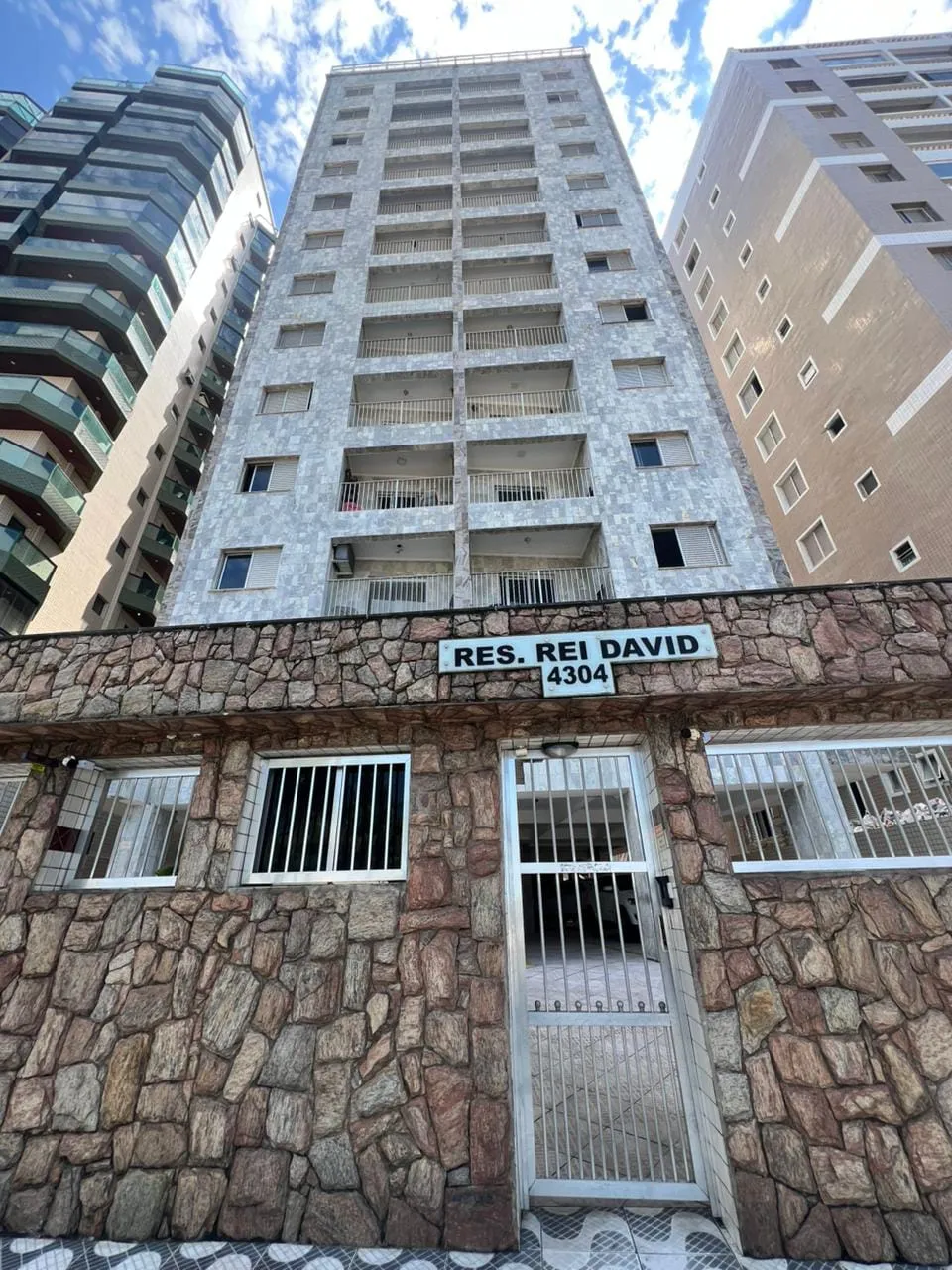 Imagem Confortável Apartamento na Praia Grande - AVIAÇÃO - AO LADO DA PRAIA