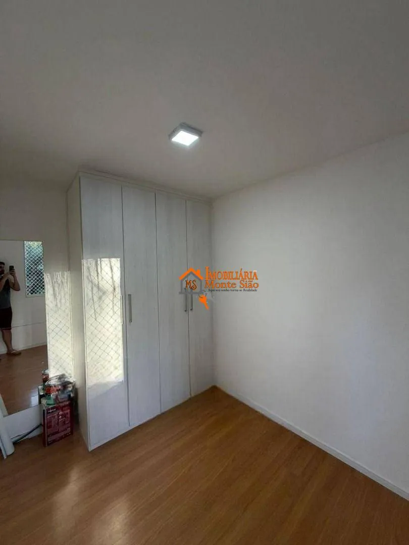 Imagem Apartamento com 2 dormitórios à venda, 45 m² por R$ 265.000 - Água Chata - Guarulhos/SP