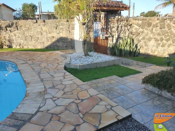 Imagem Linda Casa 03 Dormitorios - 900 Metros de Terreno