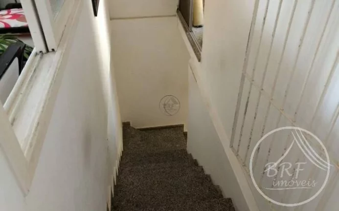 Imagem Excelente Casa Grande Potencial Residencial e Comercial- Balneário/Estreito