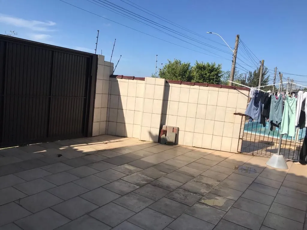 Imagem Sobrado semi mobiliado de 3 dormitorios sendo uma suite no bairro Hipica