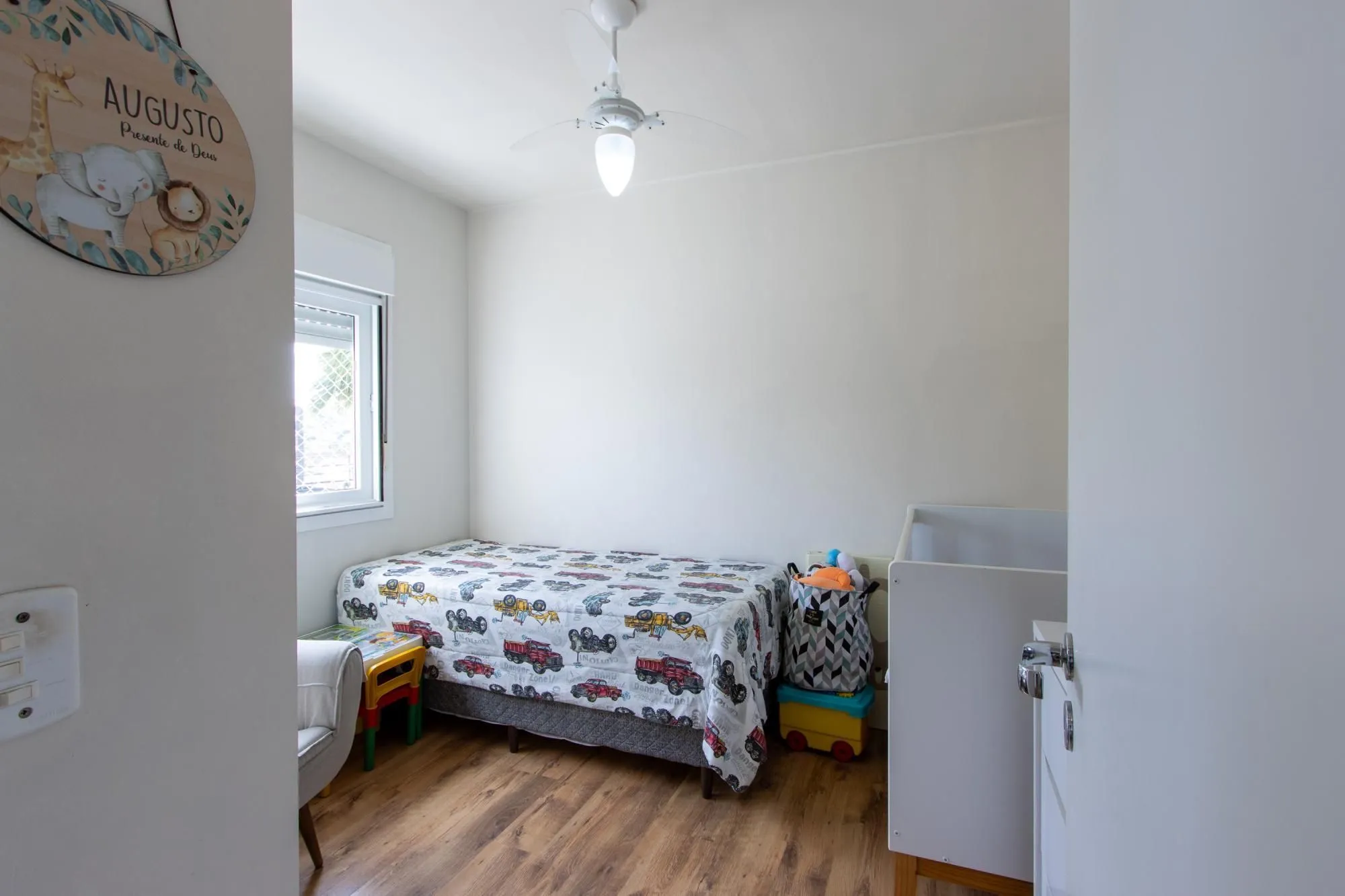 Imagem Lindo apartamento de 3 dormitórios, sendo 1 com suíte