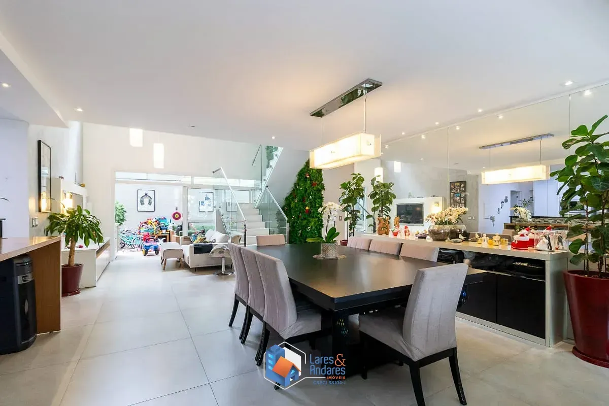 Imagem Apartamento garden para venda em Bosque da Saúde com 4 quartos, sendo 2 suítes, 275m²