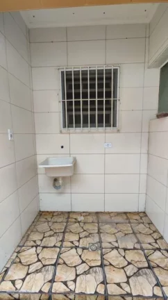 Imagem Conheça nossa casa geminada com 2 dormitórios, sendo 1 suíte, sala,cozinha e área de serviço. Perfeita para quem busca conforto e praticidade. Á venda Imobiliaria Consulte Imoveis.